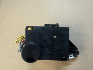 80-86 1980-1986 Ford truck Bronco Fuse Box Fusebox W/ Brackets & Cover OEM - Bild 1 von 3