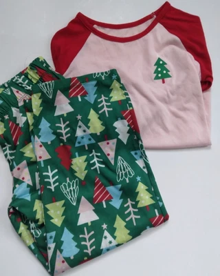 Cat & Jack Girl's Christmas Tree Top and Pants Pajama 2 -Piece Set (Size S) 6/7 - Image 1 of 4