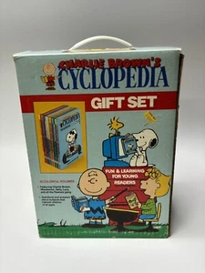 PEANUTS 1990 Charlie Brown's Cyclopedia complete set 1-15 hardcover W/CASE! - Picture 1 of 9