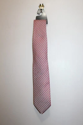 HUGO BOSS GRAVATA MASCULINA 100% SEDA XADREZ DIAGONAL "VERMELHO BRILHANTE" E MULTICOLOR - Imagem 1 de 3