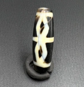 Himalayan Tibet Nepal 6 Eyes Dzi Agate Stone Prayer Amulet Zee Bead Pendant - Picture 1 of 19