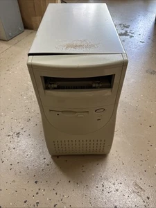 Vintage Unbranded Beige Computer Case - Dated 98 - SOLD AS IS - Picture 1 of 6