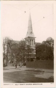 REAL PHOTO POSTCARD OF HOLY TRINITY CHURCH, BIRCHFIELDS, BIRMINGHAM WARWICKSHIRE - Picture 1 of 2