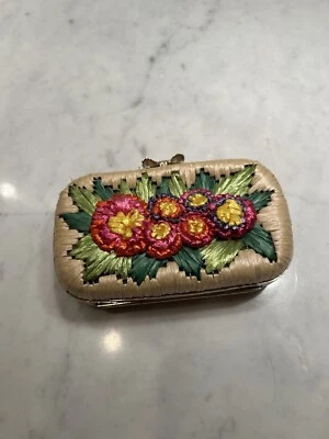 Red Valentino Women's Beige Floral Leather Handbag Purse Gold Chain - Image 1 of 3