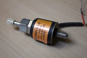 Nuovo - SOLENVALVOLA PN 145200, 220/240 Volt, Interruttore in ferro  - Foto 1 di 1