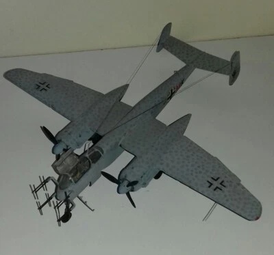 HEINKEL 219 A2 NACHT JAGER 1/72 COSTRUITO BUILT GEBAUT 1/72 DA KIT IN PLASTICA - Immagine 1 di 4