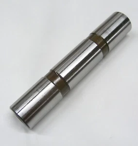 Honda Rubicon 500 Reverse Idle shaft 23731-HN2-000 - Picture 1 of 1