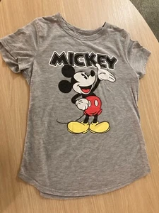 Disney Classic Mickey Mouse Graphic T Shirt XL Xtra Large Gray Short Sleeve  - Picture 1 of 3