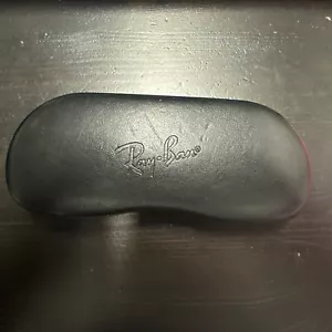 Occhiali da sole Ray Ban neri custodia rigida solo spedizione gratuita - Foto 1 di 7