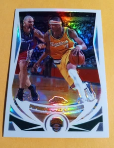 2004-05 Topps Chrome Refractor Rashard Lewis  #37 - Supersonics - Picture 1 of 2