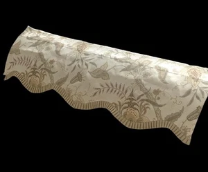 Valance 50” X 16” Pleated Scalloped Edge Rod Pocket Cream Tan Yellow Lined - Picture 1 of 7
