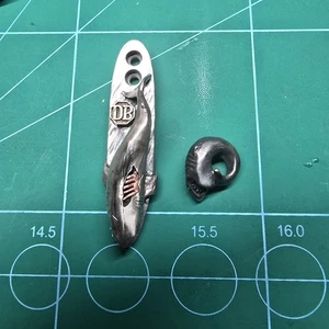 Clip de bolsillo personalizado de tiburón herido para Rick Hinderer XM18 / XM24 - Imagen 1 de 6