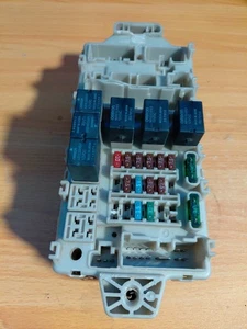 2006-2010 mitsubishi galant etacs 8637A048  oucg8c-505m Interior Fuse Relay Box - Picture 1 of 9