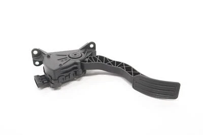 2019 - 2024 NISSAN TITAN GAS PEDAL ACCELERATOR THROTTLE SENSOR OEM 18002EZ20B - Image 1 of 4