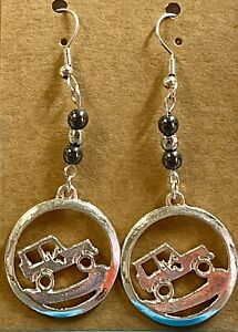 Earrings for the Off-Road & Wrangler lover 4x4 Rock Crawler in a Circle w/beads!