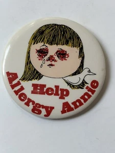 Vintage 1969 Honeywell HVAC advertising Pin PinBack Help Allergy Annie - Picture 1 of 3