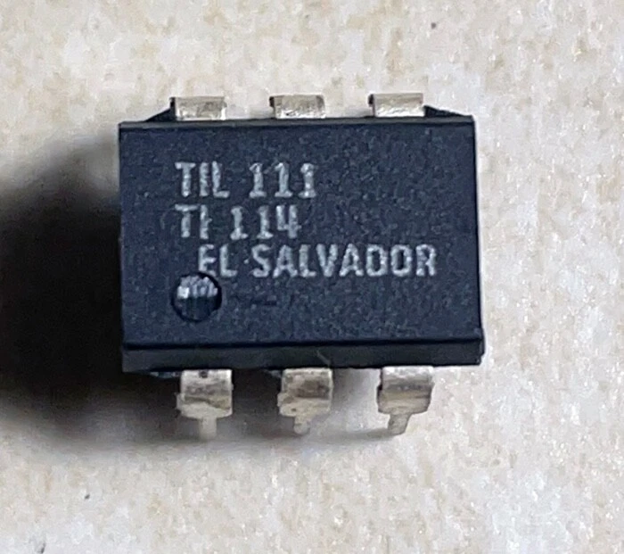 T.I. Optoacoplador TIL111 - NUEVO EN STOCK Foto 1 de 1