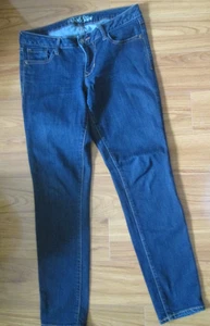 Old Navy Jeans Rockstar  Womens Size 12 REGULAR Medium  Blue NICE SHAPE!! - Picture 1 of 4