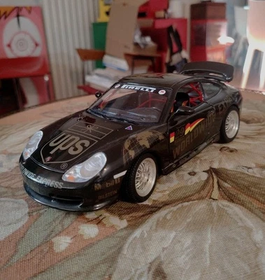 BBURAGO 1/18 - PORSCHE CARRERA 911 (1997) - Modellino Auto Metallo - #A7# - Immagine 1 di 4