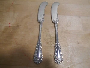 2 Rogers 1897 BERKSHIRE Pattern INDIVIDUAL Butter Spreader Knives IS 7880 - Picture 1 of 3