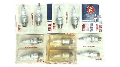 Lot of 10 ACDelco M44L Spark Plugs  - Image 1 of 3