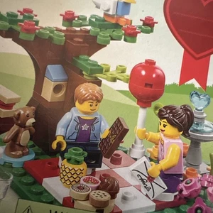 Lego 40236 Romantisches Valentine Picknick Herz (NEU, nicht mehr im Handel erhältlich) - Bild 1 von 4