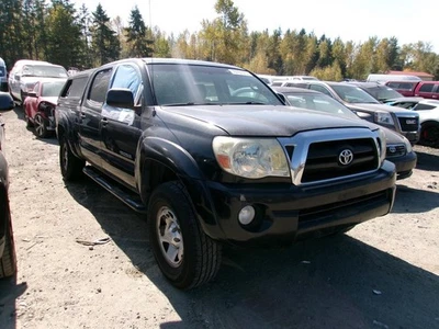 Luz de conducción usada se adapta a: Toyota Tacoma 2005 parachoques antiniebla montado grado A Foto 1 de 4
