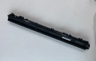 Genuine 83362C5000 Rear Door Curtain Right 1p (Fits: 2017 2021 Kia Sorento) - Изображение 1 из 4