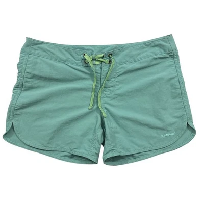 Patagonia Women's Wavefarer Boardshorts 4.5" Green Size 8 Surf Swim Shorts - Image 1 of 4