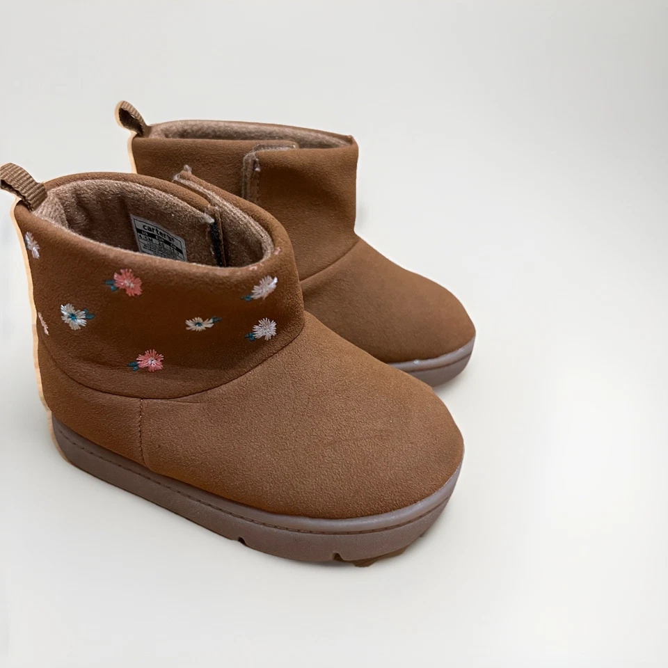 Botas Carter's para niña pequeña Foto 1 de 4