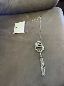 New Ann Taylor loft silver glitter chain necklace with tassel and circle pendant - Picture 1 of 5
