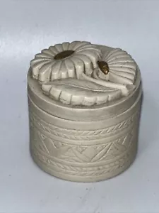 Schmuckschachtel, Pillendose, runde Form mit Blumendesign - Bild 1 von 8