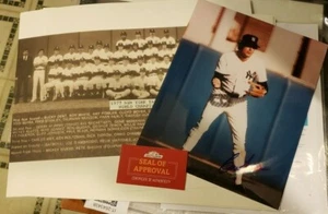 Foto firmada por Lou Piniella 8x10 certificado de autenticidad y 77 del equipo campeón mundial de los Yankees de Nueva York 11x14 - Imagen 1 de 11