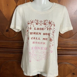 True Craft Tee Shirt Women Size M Graphic Love It When You Call Me Honey - Picture 1 of 5