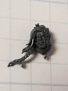 Warhammer 40k SPACE WOLVES Bits First Born Upgrade Feral Bare Head w Braid - Picture 1 of 3