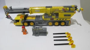LEGO CITY (7633) - Mobile Construction Crane (CUSTOM BUILD) - Picture 1 of 11