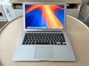  Apple MacBook Air 13" 2014 - 1.4 GHz i5 - 4 GB RAM - 256GB SSD - macOS Sequoia - Photo 1/14