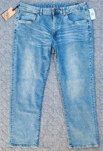 Buffalo David Bitton Relaxed Straight Driven Jeans in Crinkled Mid Blue; 40x32 - Picture 1 of 6