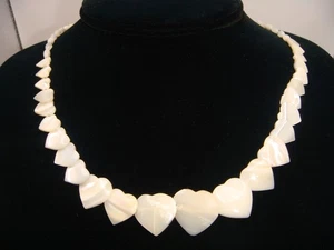 COLLAR MADREPERLA CORAZÓN GRADUADO TALLADO VINTAGE BROCHE BARRIL ESTADO - Imagen 1 de 17