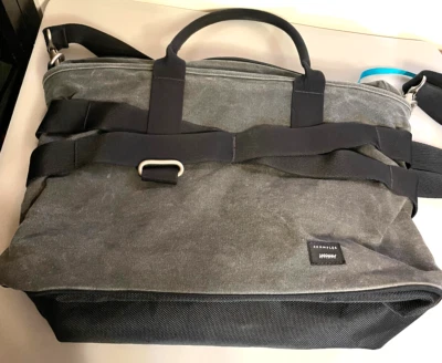OEM Crumpler THE GYPSY Moth 15" Laptop Tote Messenger Laptop Bag Gray/Black - image 1 of 4