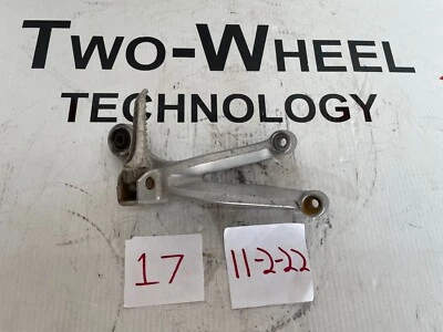 2000 Suzuki GSXR 750 Right Passenger Peg Bracket Assembly - Image 1 of 3
