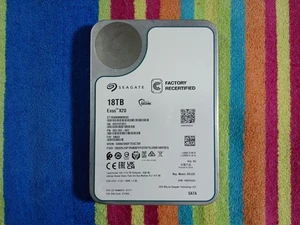 HDD Disco Fisso Seagate Exos X20 18 TB, 7200 RPM, 3,5", SATA (ST18000NM003D) - Zdjęcie 1 z 4