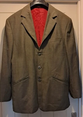 Versace Mens Blazer Jacket. Excellent Condition Hardly Worn. Olive, red inside. - Image 1 of 4