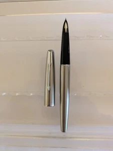 vtg Steel Black Ct Parker 61 Capillary Fountain Pen - 14k F Nib - Picture 1 of 9