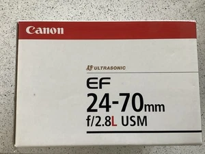 Canon EF 24-70mm f/2.8 L USM Lens Boxed With Hood - Picture 1 of 8