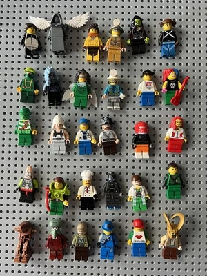 LEGO Minifigure Lot 30 Mixed Preowned Damaged AS-IS Nexo Marvel DC Ninjago - Image 1 of 4