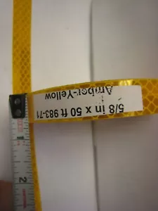3M MARCA # 983-71 CINTA REFLECTANTE ROLLO DE ORO AMARILLO ÁMBAR 5/8" x 50' CORTE PERSONALIZADO - Imagen 1 de 4