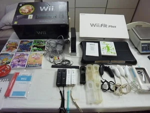Nintendo Wii Fit Plus Pack Black Console & Wii Board + 8 Games 4 Controllers etc - Picture 1 of 9