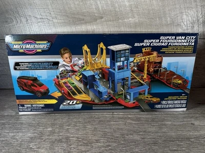 Micro Machines  Super Van City Transforming Playset & 1 Vehicle 2020 - Image 1 of 4