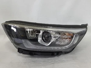 Faro izquierdo LED KIA Stonic 2019 92101 H8 - Imagen 1 de 7